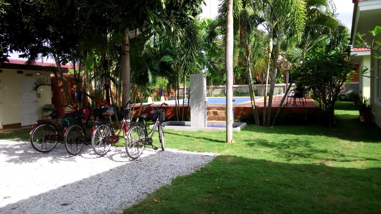 Pat'S Hideaway Bungalows Rayong Exterior photo