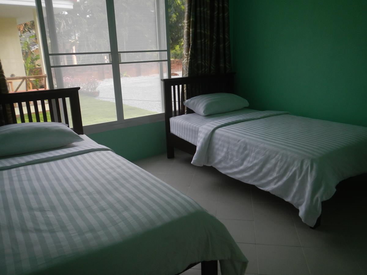 Pat'S Hideaway Bungalows Rayong Exterior photo