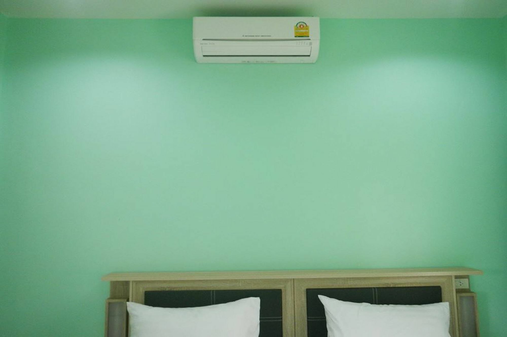 Pat'S Hideaway Bungalows Rayong Exterior photo