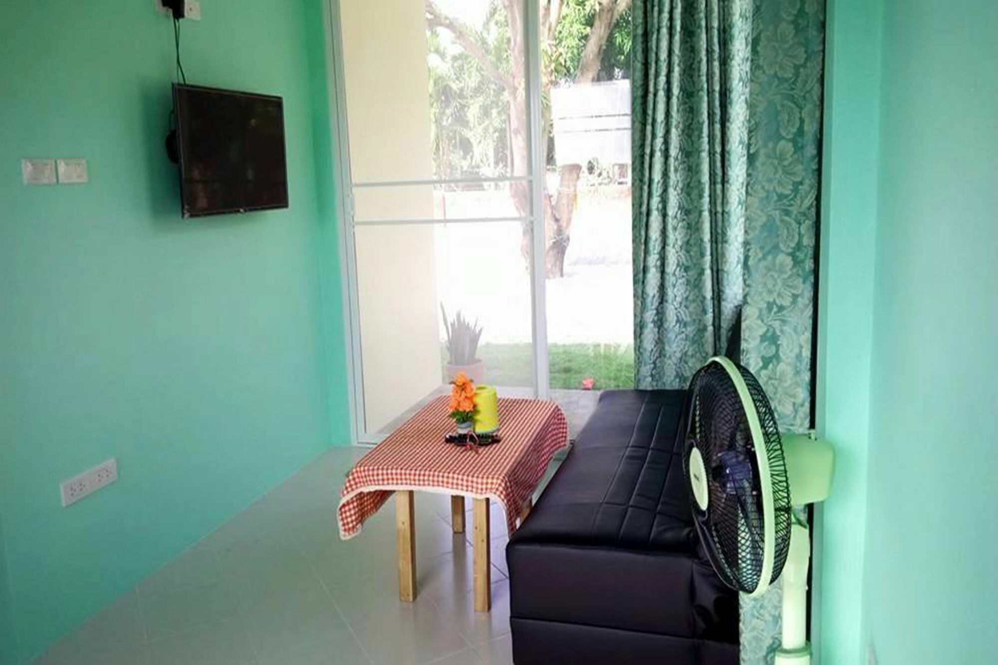 Pat'S Hideaway Bungalows Rayong Exterior photo
